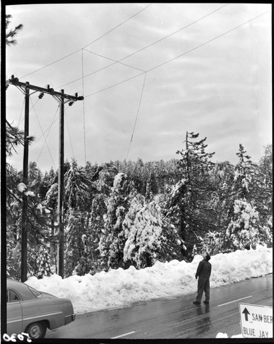 Power line grounding for work in progress