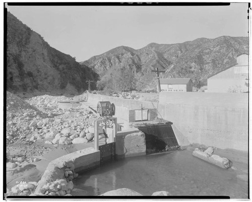 Santa Ana River #2 Powerhouse - Reconstruction of headworks for SAR 2