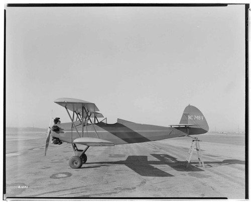 Power Consumers - Airports - Biplane at Mines field