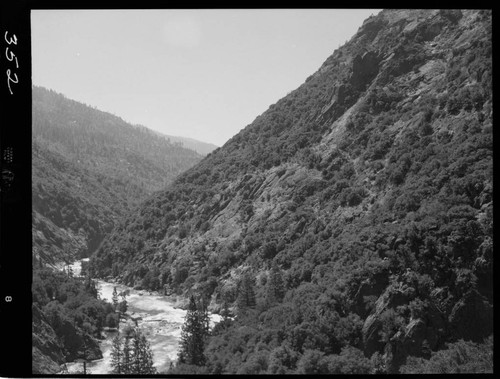 Big Creek - Mammoth Pool - French trail downstream from Shakeflat