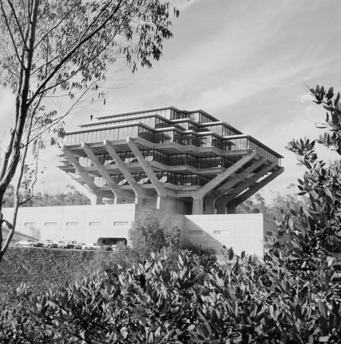 Geisel Library, UC San Diego