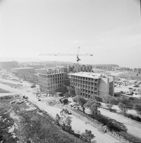 Aerial view of UC San Diego campus construction