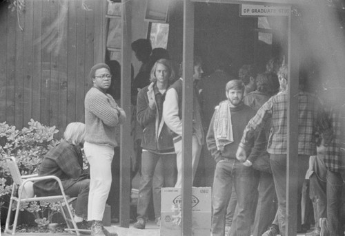 Students show support for peers summoned to appear at the UC San Diego police station for involvement in the takeover of Urey Hall, in protest against the Vietnam War