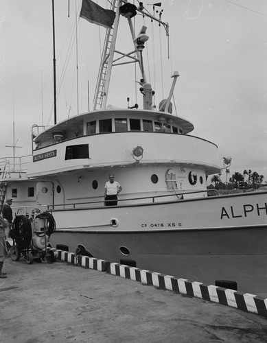 R/V Alpha Helix