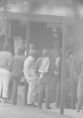 Students show support for peers summoned to appear at the UC San Diego police station for involvement in the takeover of Urey Hall, in protest against the Vietnam War