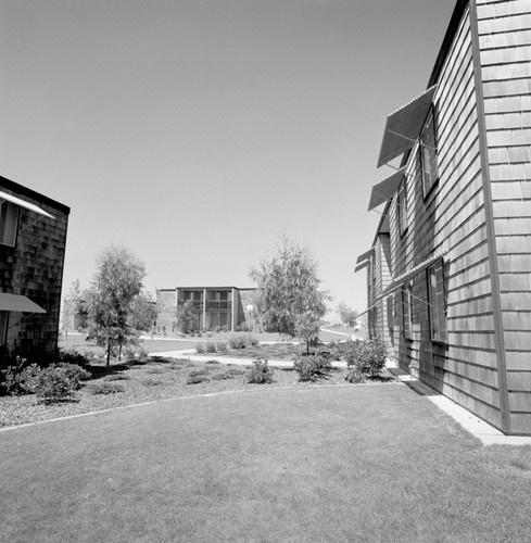 Mesa Apartments, UC San Diego