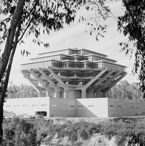 Geisel Library, UC San Diego