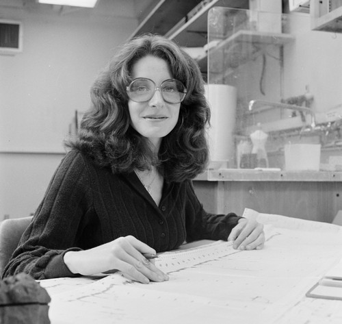 Marine geologist Rachel Haymon working in laboratory, Scripps Institution of Oceanography