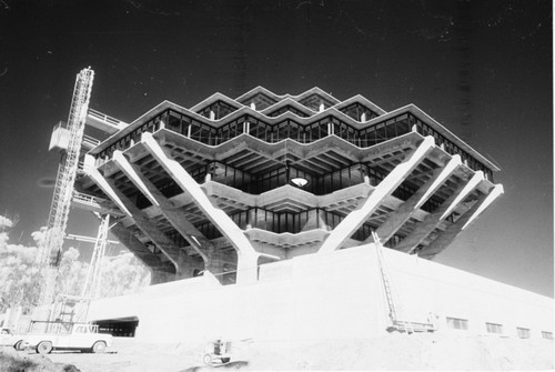 Newly constructed Geisel Library, UC San Diego