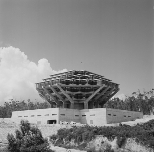 Geisel Library, UC San Diego