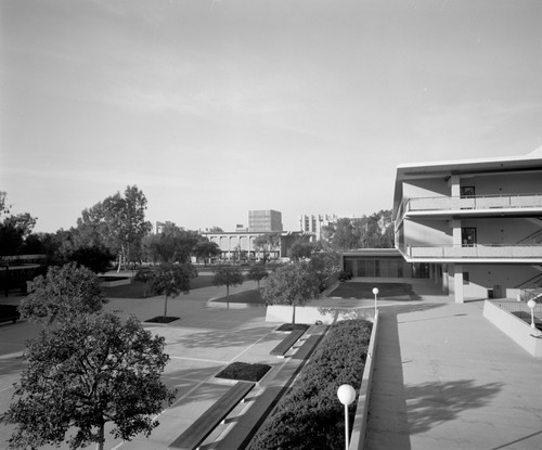 Revelle Plaza, UC San Diego