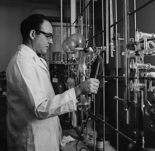 Stanley Miller in his laboratory, UC San Diego