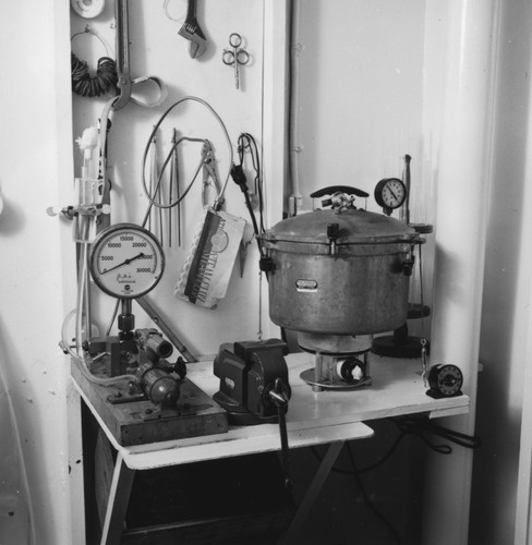 Equipment onboard the R/V Spencer F. Baird, Transpac Expedition