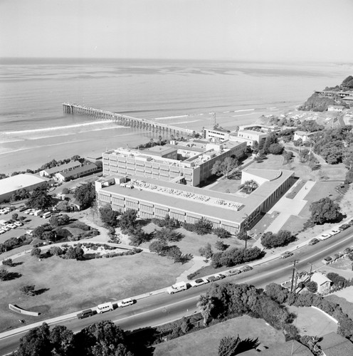 Aerial view of Scripps Institution of Oceanography and pier