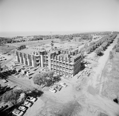 Aerial view of UC San Diego campus construction