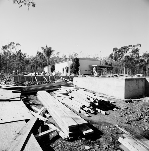 Construction of Chancellor's office, Revelle College, UC San Diego