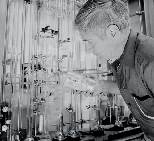 Charles D. Keeling in his laboratory, Scripps Institution of Oceanography