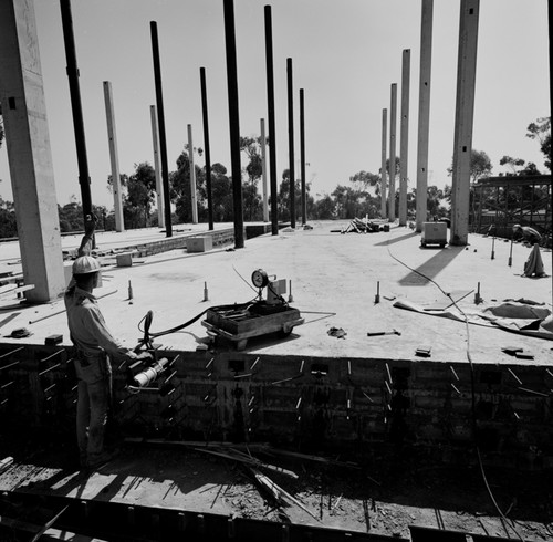 New building construction, UC San Diego