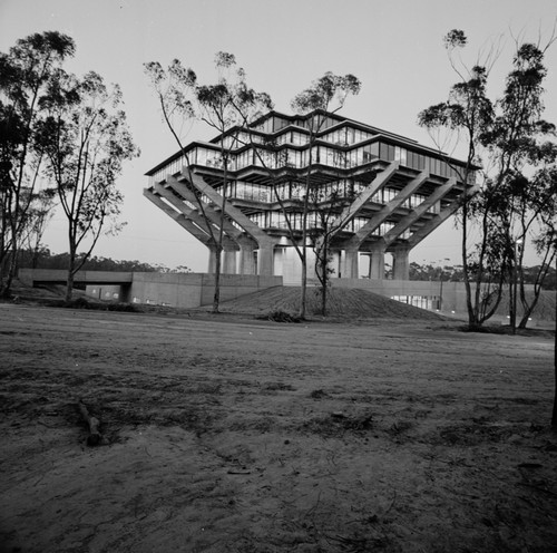 Geisel Library, UC San Diego