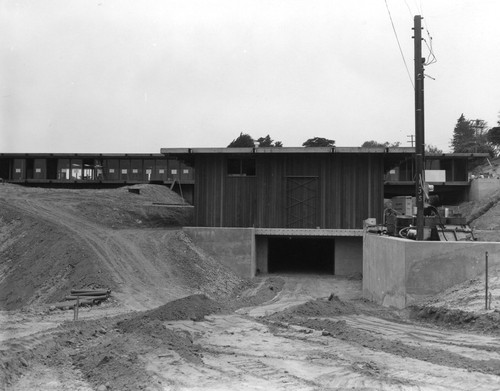 Institute of Geophysics and Planetary Physics (IGPP) under construction, Scripps Institution of Oceanography