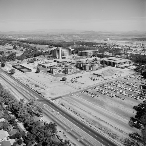 Aerial view of Revelle College (looking northeast), UC San Diego