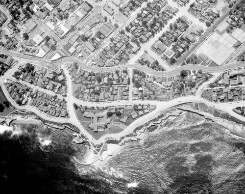 Aerial view of Casa Beach and Children's Pool in La Jolla, California