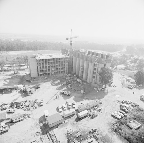 Aerial view of construction of Basic Sciences Building, UC San Diego