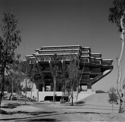 Geisel Library, UC San Diego