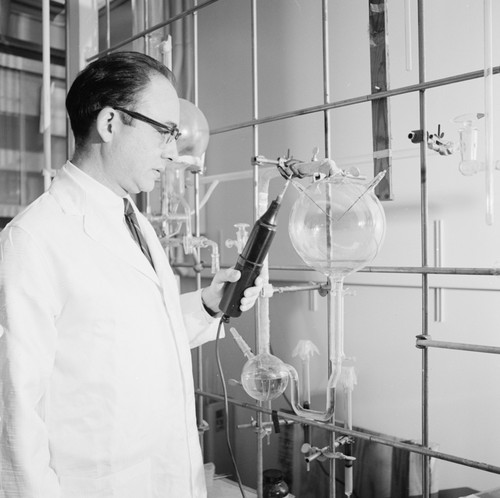 Stanley Miller in his laboratory, UC San Diego