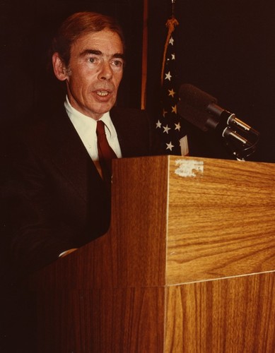 Edward A. Frieman giving speech after being sworn in as the Director of Energy Research for the U.S. Department of Energy