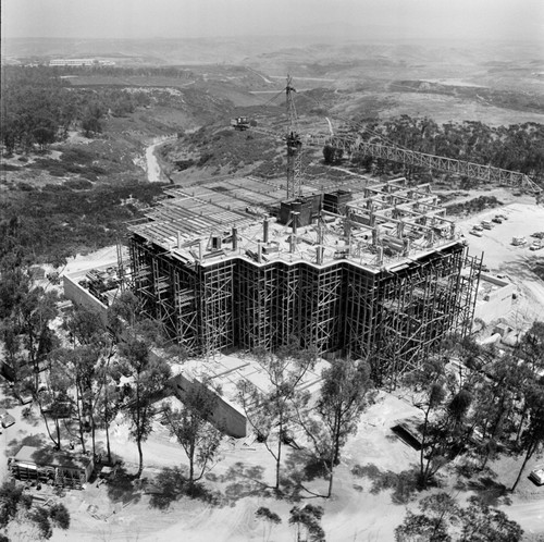 Aerial view of construction of Geisel Library, UC San Diego