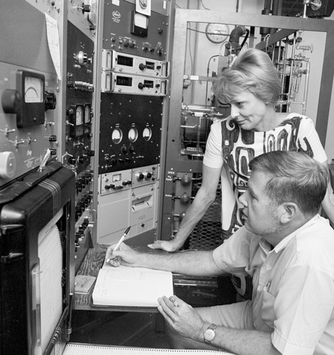 Harmon and Valerie Craig in laboratory