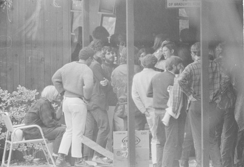 Students show support for peers summoned to appear at the UC San Diego police station for involvement in the takeover of Urey Hall, in protest against the Vietnam War