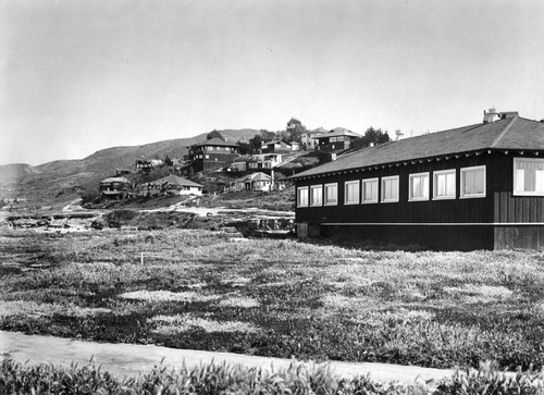 Marine Biological Association of San Diego laboratory and public aquarium (right), La Jolla Cove