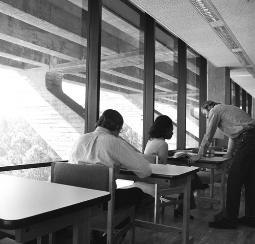 Students studying, Geisel Library, UC San Diego