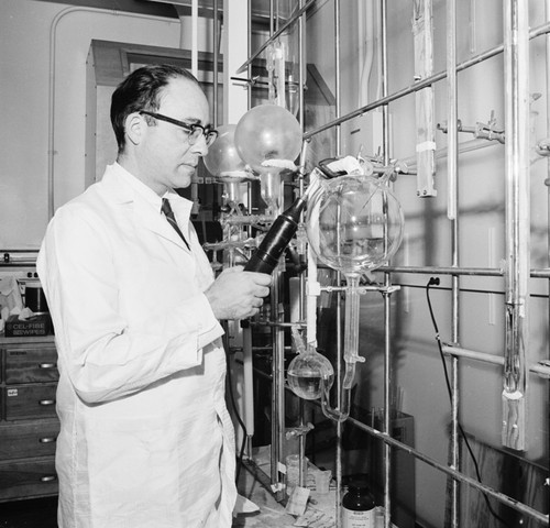 Stanley Miller in his laboratory, UC San Diego