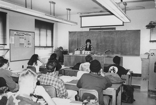 Miriam Kastner teaching in classroom, Scripps Institution of Oceanography