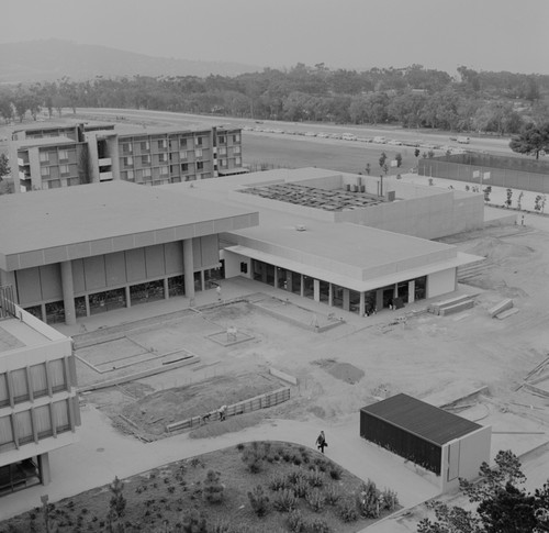 Revelle College construction, UC San Diego