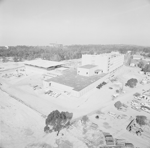 Aerial view of construction of Basic Sciences Building, UC San Diego