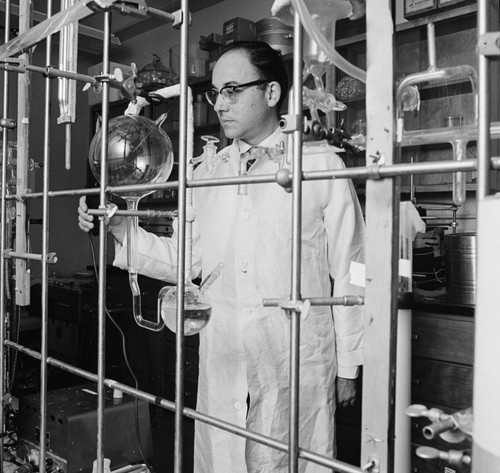 Stanley Miller in his laboratory, UC San Diego