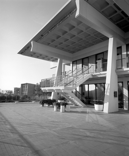 Galbraith Hall, UC San Diego