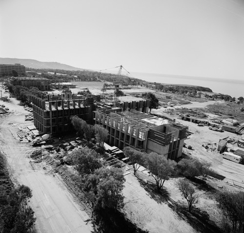 Aerial view of UC San Diego campus construction