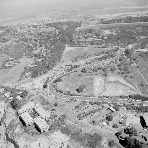 Aerial view of La Jolla Shores Drive, Scripps Institution of Oceanography, and UC San Diego (looking northeast)