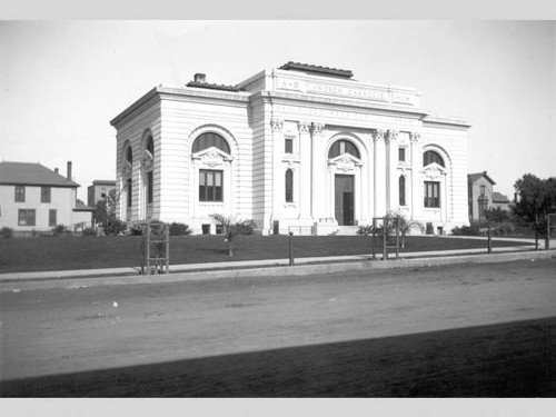 Newly constructed Carnegie Library Building, San Diego Public Library, 1902