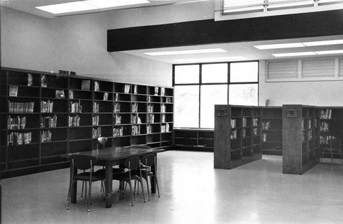 San Diego Public Library - Branch Library: Oak Park Branch