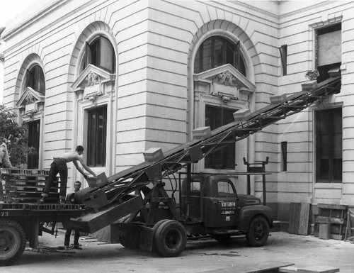 Moving books out of Carnegie Library