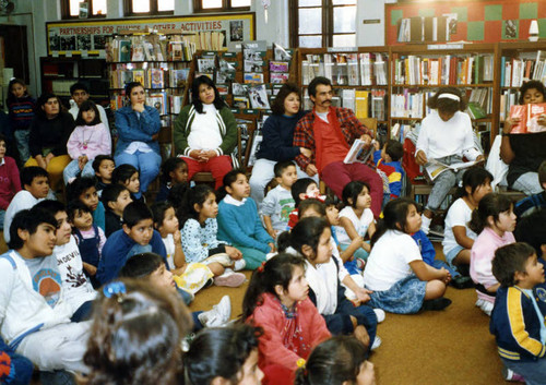 San Diego Public Library - Branch Library: Logan Heights Library