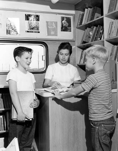 San Diego's Bookmobiles