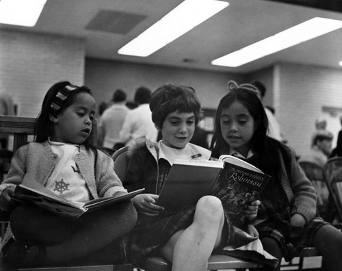 San Diego Public Library - Branch Library: Oak Park Branch