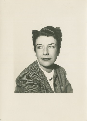 Edla Muir portrait